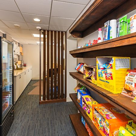 Holiday Inn Express Peoria North - Glendale By Ihg Экстерьер фото