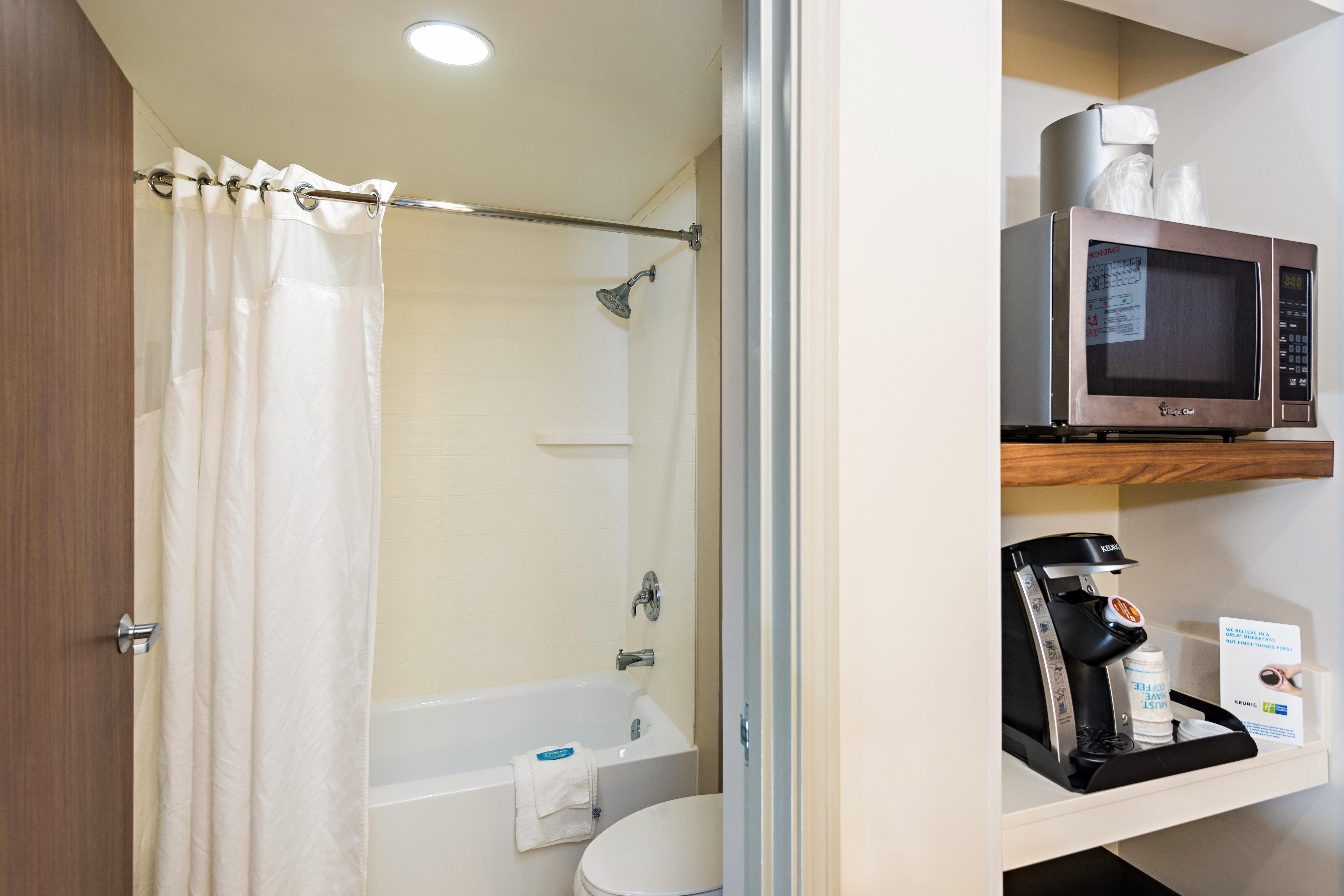 Holiday Inn Express Peoria North - Glendale By Ihg Экстерьер фото
