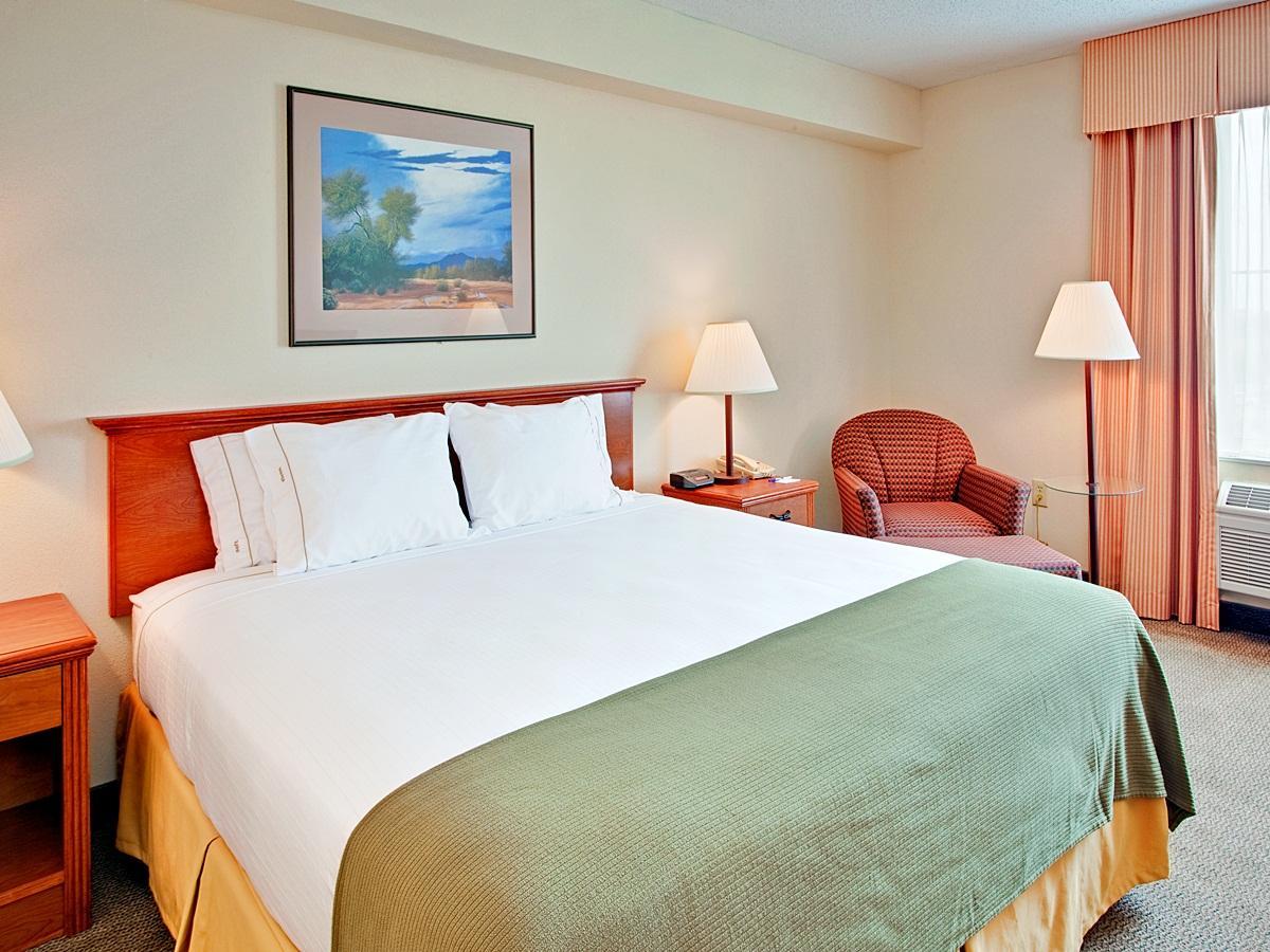 Holiday Inn Express Peoria North - Glendale By Ihg Экстерьер фото