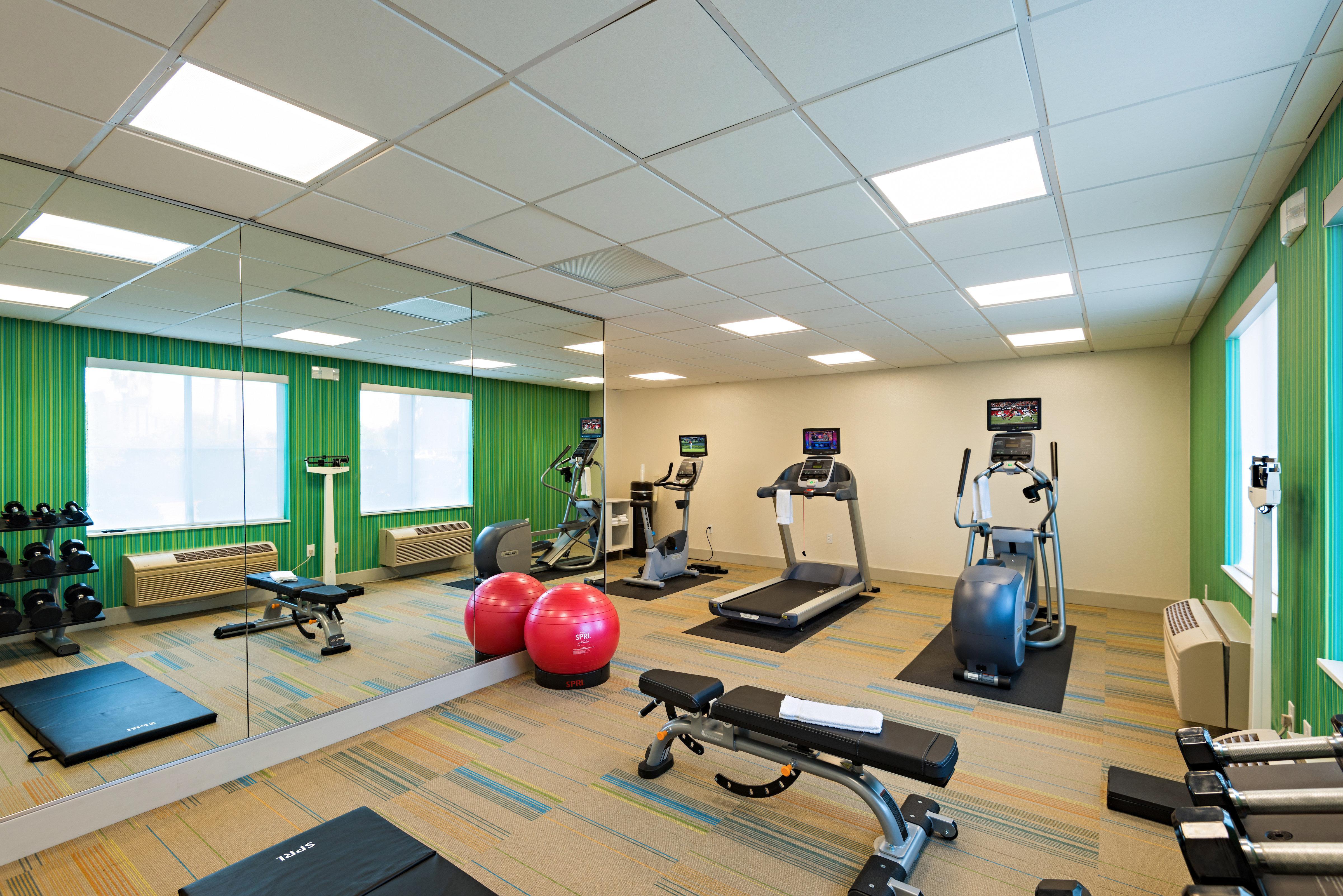 Holiday Inn Express Peoria North - Glendale By Ihg Экстерьер фото