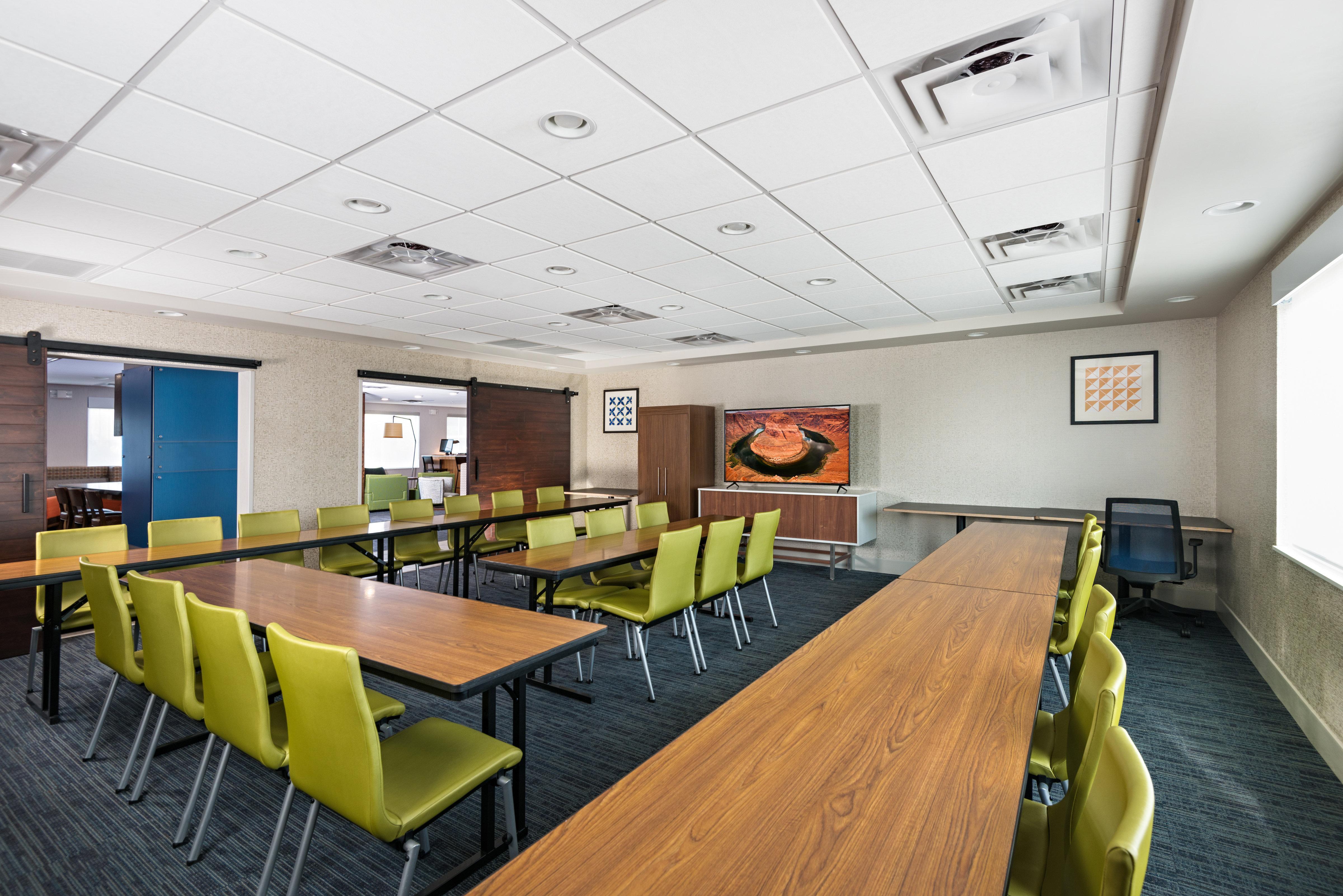Holiday Inn Express Peoria North - Glendale By Ihg Экстерьер фото