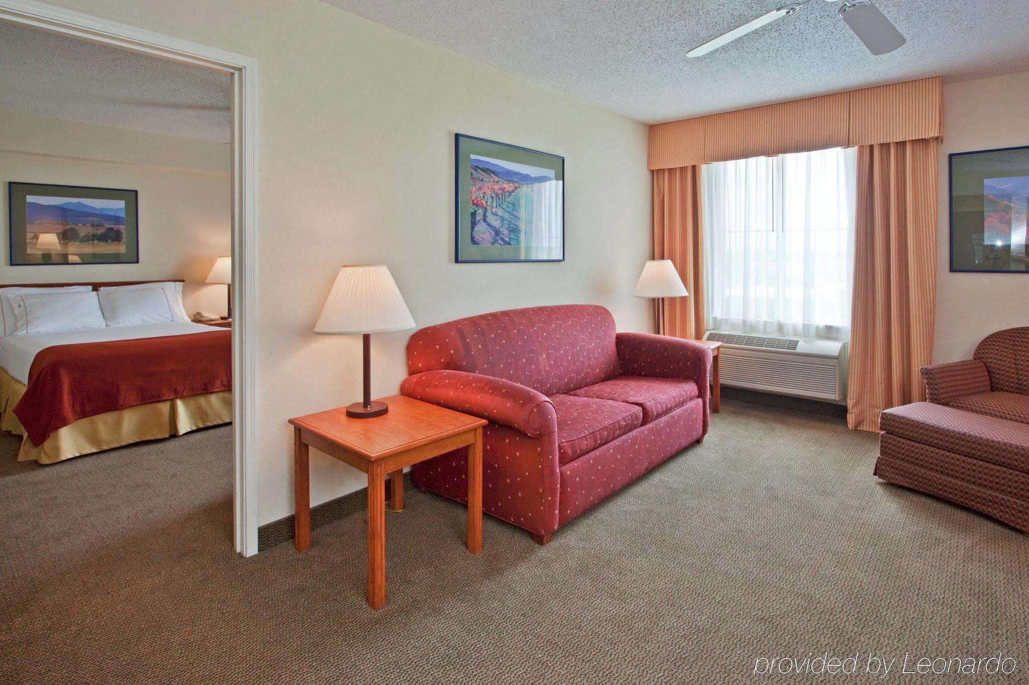Holiday Inn Express Peoria North - Glendale By Ihg Номер фото